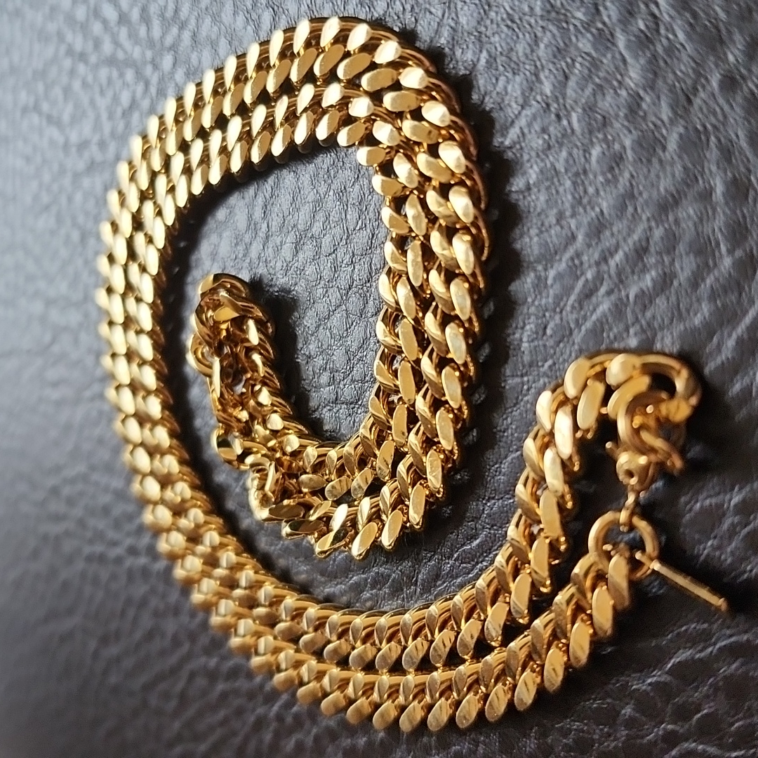 Vtg Monet Necklace 38$